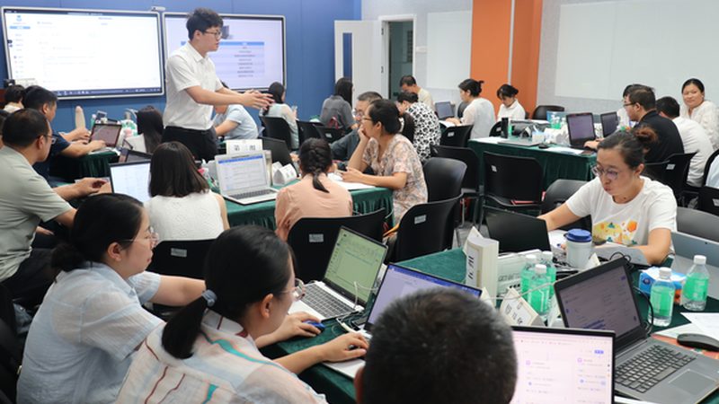 学历提升选专业：如何从职业规划出发，选择最适合自己的路径